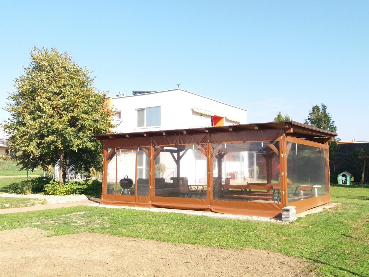 Vila Moravia Pasohlávky 외부 사진